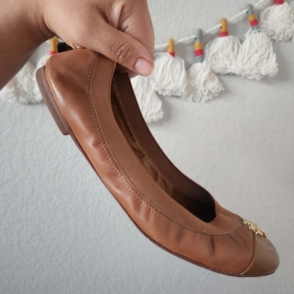 Tory Burch Jolie Leather Slip On Ballerina Flat Tan Brown Logo Casual 7 - Picture 9 of 10